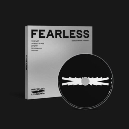 Le Sserafim: Fearless - Monochrome Bouquet Version - incl. 32pg Lyric Book, Double-Sided Photocard + Postcard - COMPACT DISCS