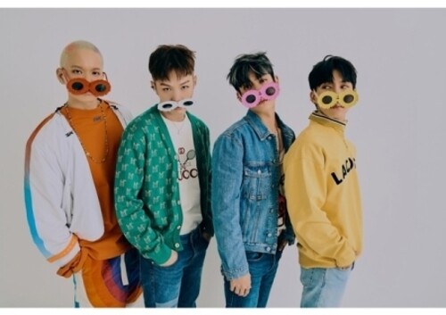 BTOB 4U: Inside (Side Version) (incl. 96pg Booklet, Lyric Paper, Mini Poster,Postcard, Sticker + Photocard) - COMPACT DISCS
