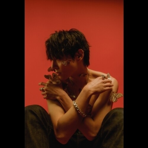 Woo Sung: Moth - incl. Photobook + 2x Polaroid Pictures - COMPACT DISCS