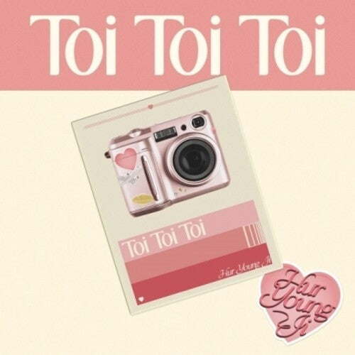 Hur Young Ji: Toi Toi Toi - incl. 108pg Photobook, Door Hanger, 2 Postcards, Sticker, Ticket, + 2 Photocards - COMPACT DISCS
