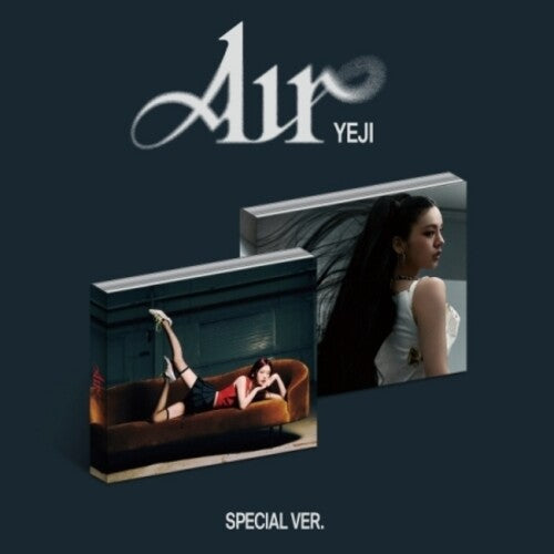 Yeji ( Itzy ): Air - Special Version - incl. 32pg Photobook + 2 Photocards - COMPACT DISCS